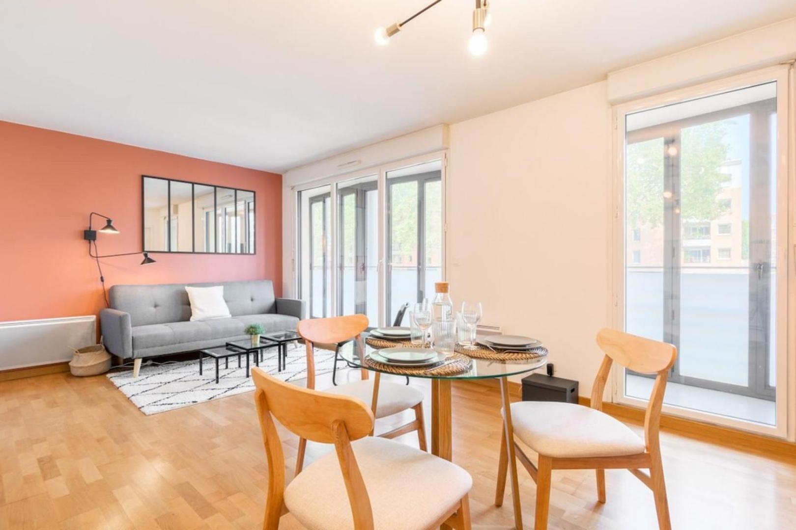 Euratechnologies - Bright Apartment With Parking Lille Eksteriør bilde