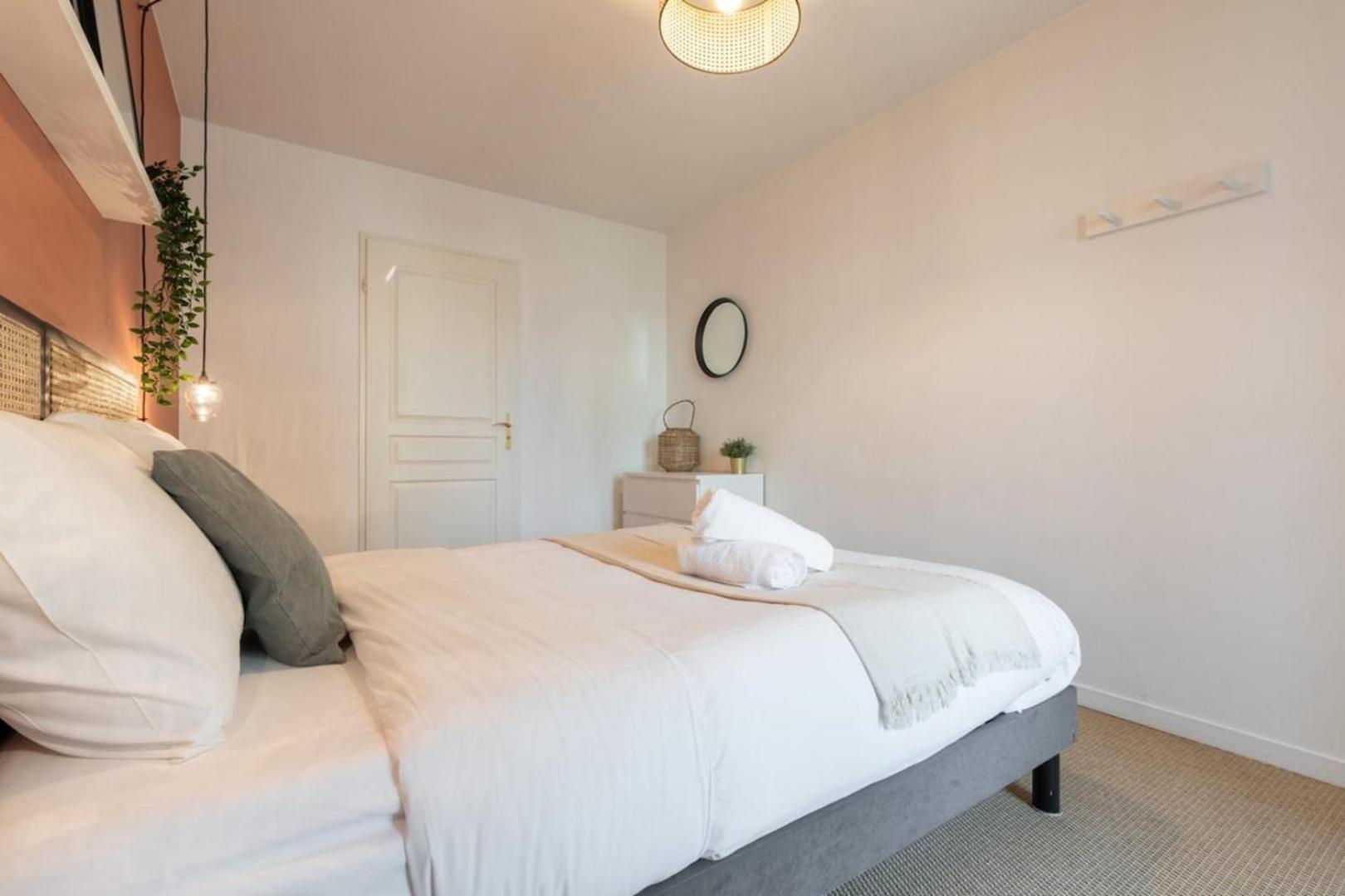 Euratechnologies - Bright Apartment With Parking Lille Eksteriør bilde